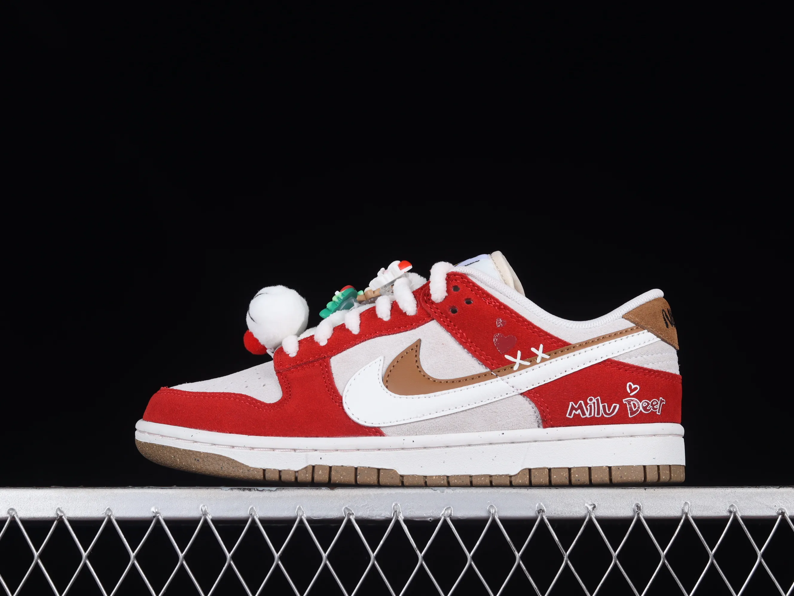 All categories Nk SB Dunk series Nk SB Dunk Low low-top sneakers Nk SB Dunk Low "85" Christmas limited SB low-top sports and leisure sneakers DO9457-112